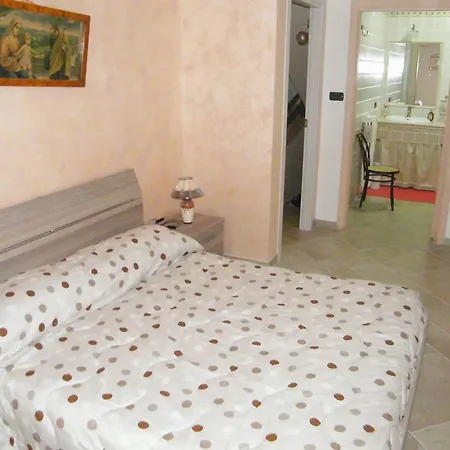 Offside Bed and Breakfast Μπισέλιε