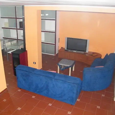 Offside Bed and Breakfast *